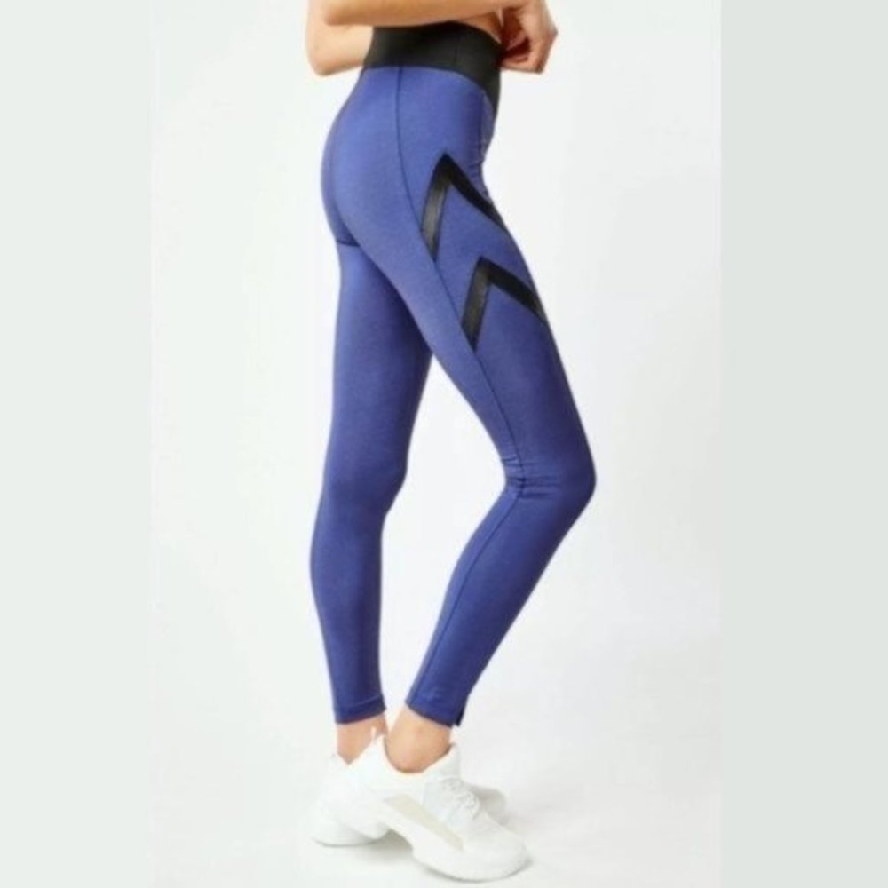 Koral Blue Black V Waistband Palm Shantung High Rise Leggings - Picture 2 of 10
